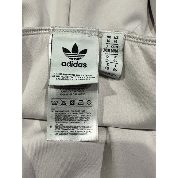 Addias Women's Shorts - Picture 3 of 3